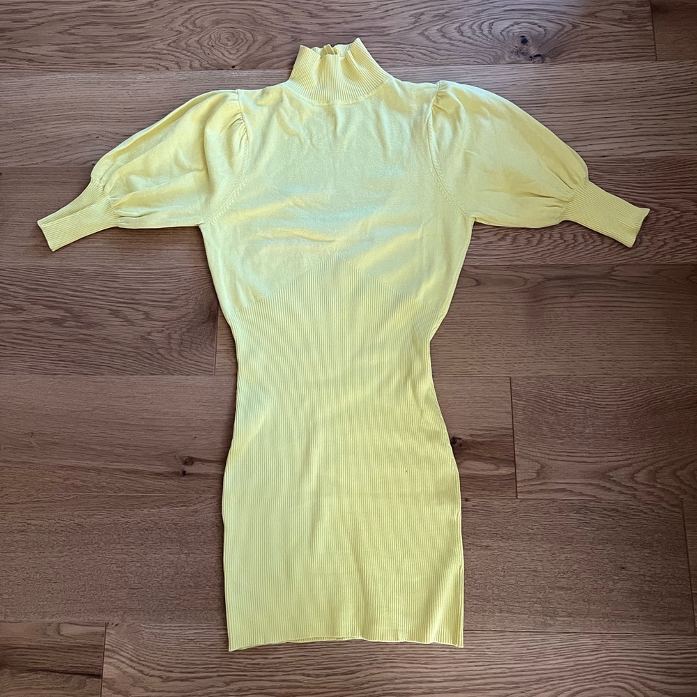 Mini dress, yellow